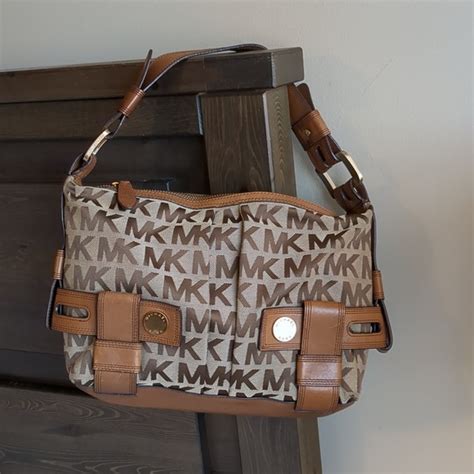 michael kors harness grab bag